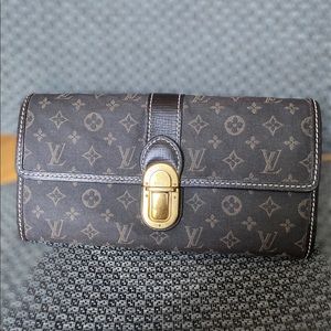 Louis Vuitton Wallet